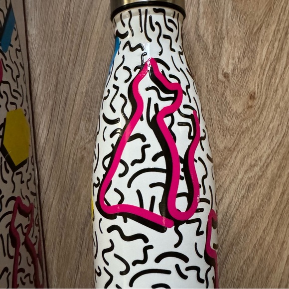 New Cat Lady Box Stainless Steel 16 oz Insulated Water Bottle Neon Cats Kittens - Picture 2 of 7